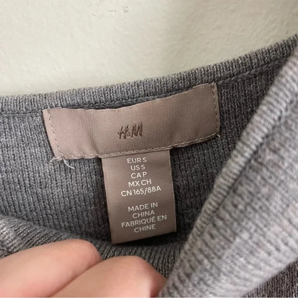 H&M Knit Wool Blend Cropped Sleeveless Top Gray Square Neck S - Picture 7 of 8